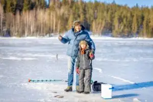 Ice_fishing_father_and_son