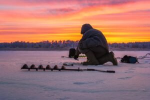 Ice_fishing_sunset